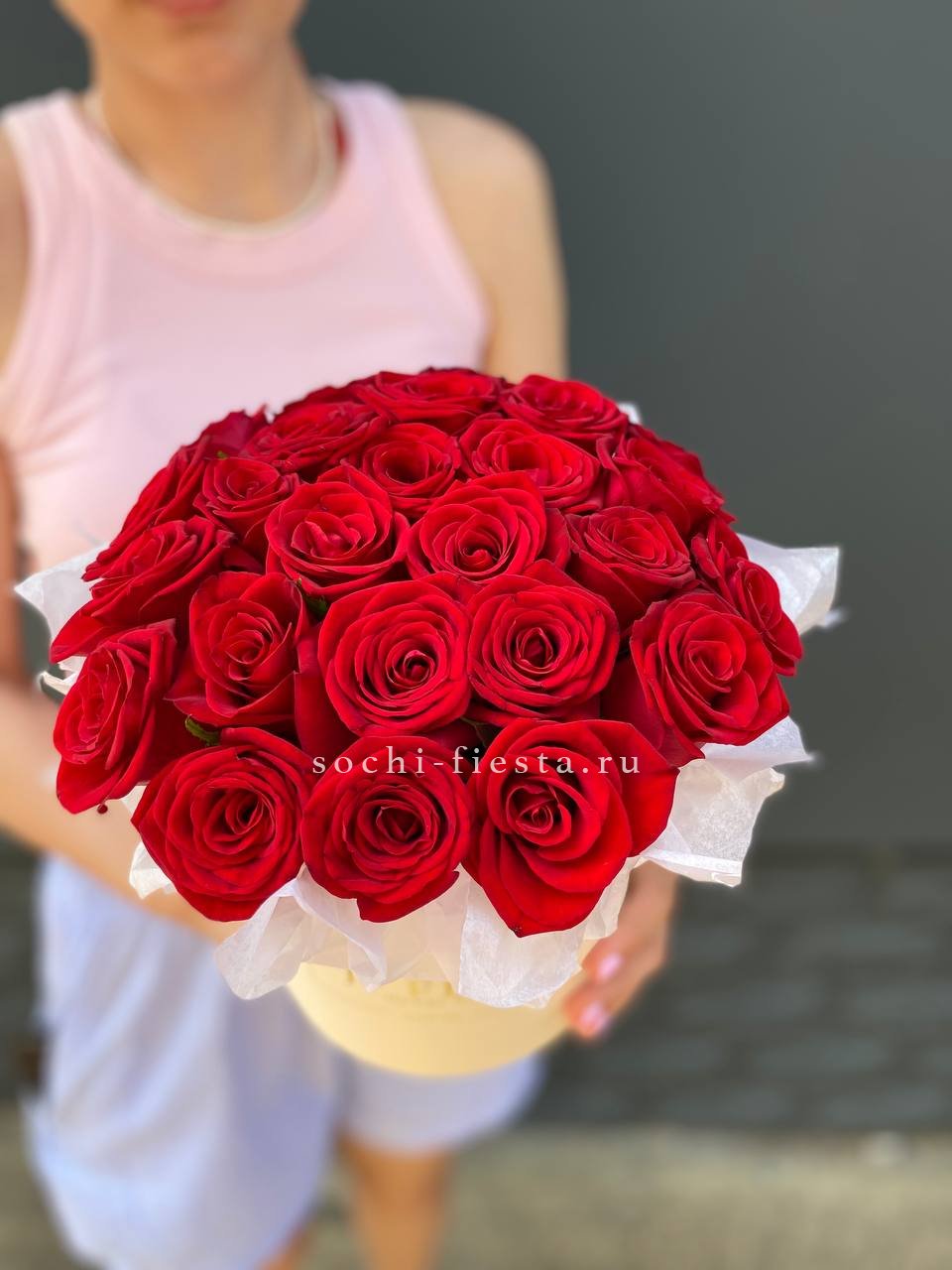 свадебная композиция с пионами и эустомой в Сыктывкаре