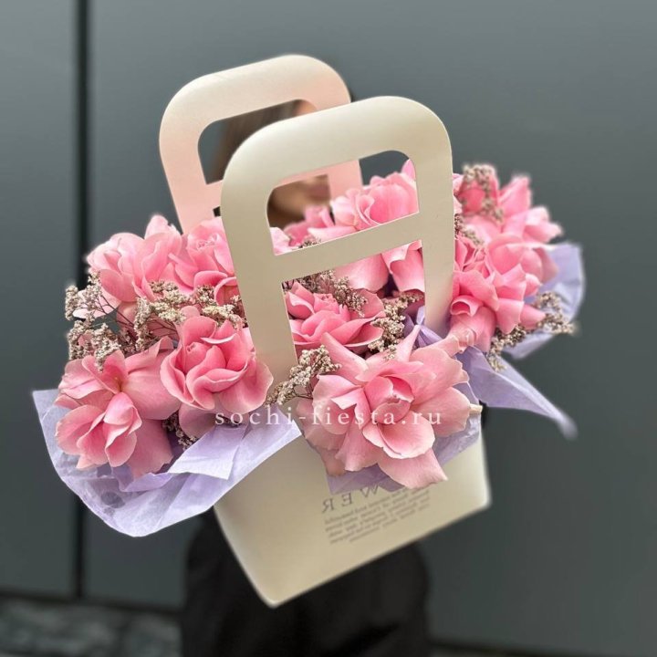 Сумочка розовых роз "Плинки" в Сыктывкаре