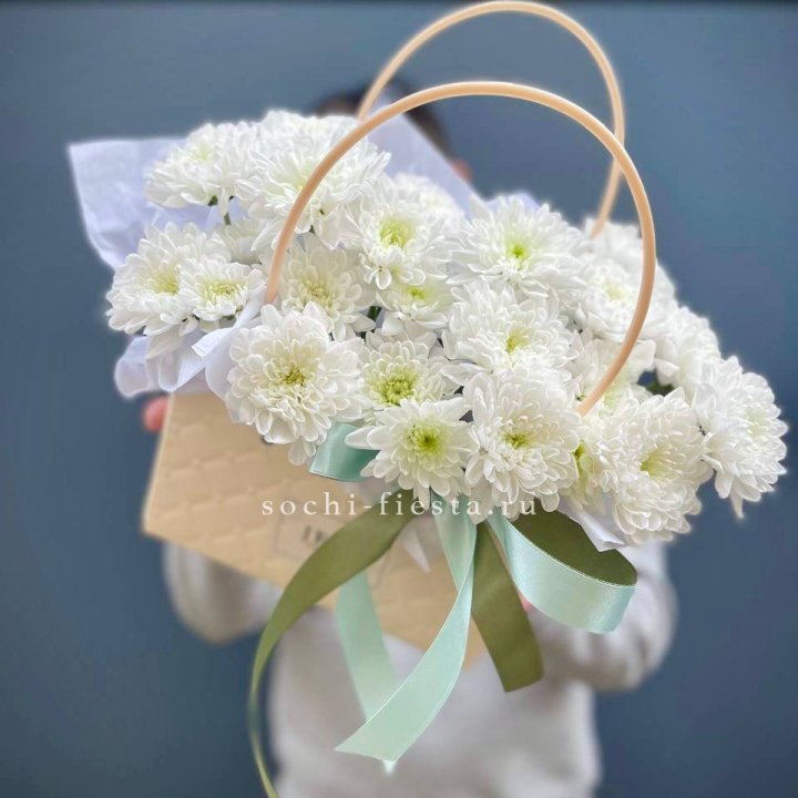 Сумочка с хризантемами в Сыктывкаре