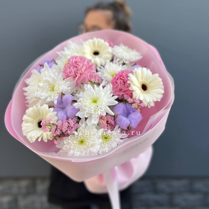 Букет цветов "Пинк спринг" в Сыктывкаре
