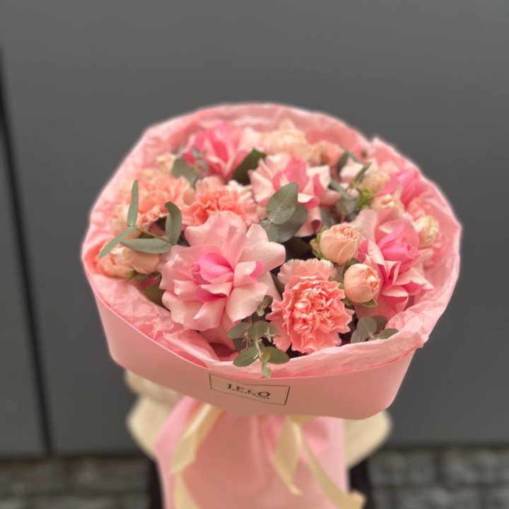  Сборный букет "Нелли" в Сыктывкаре