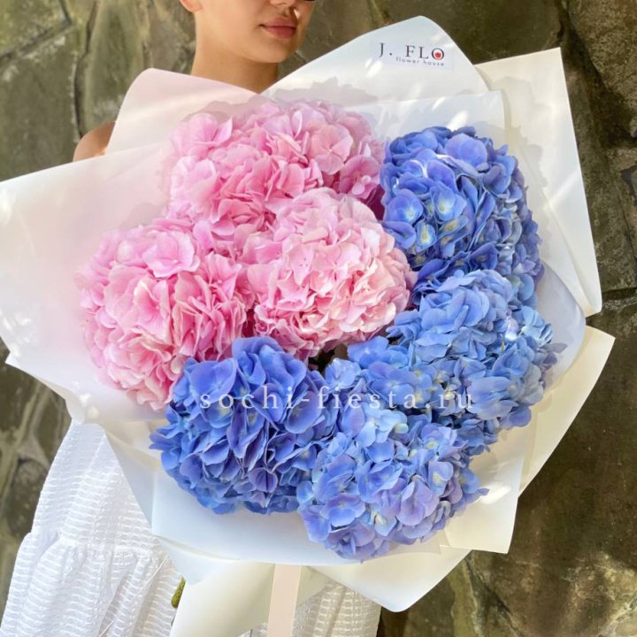 Букет гортензий №1 в Сыктывкаре
