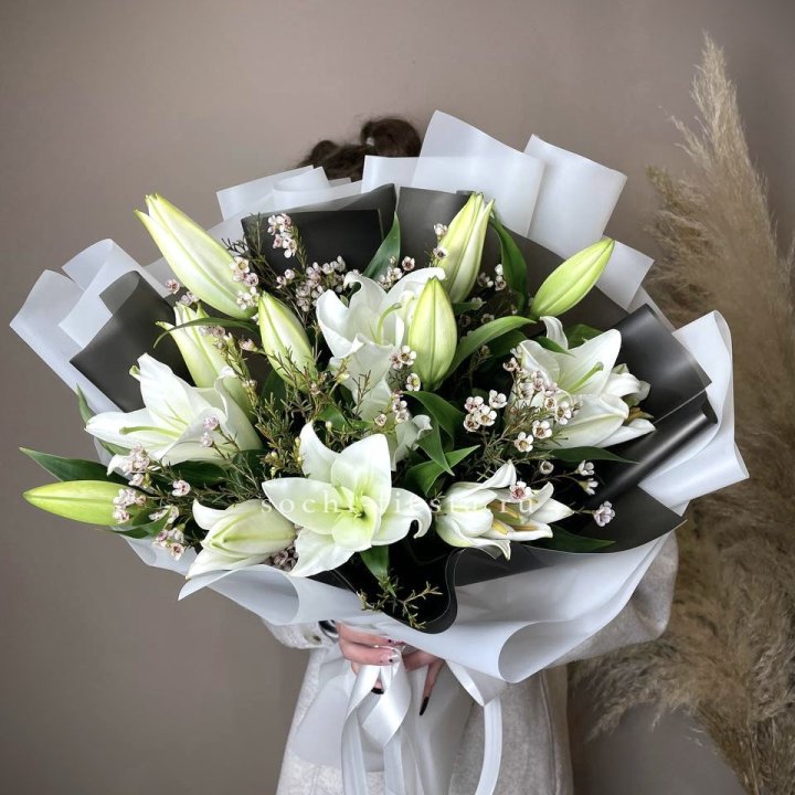 Букет лилий Снежная королева в Сыктывкаре