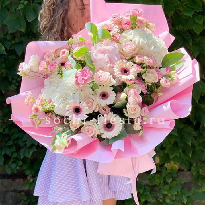 Сборный букет №3 в Сыктывкаре