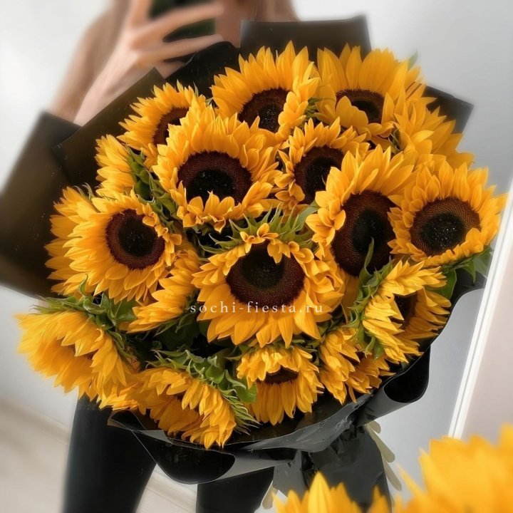 Букет подсолнухов "Гига" в Сыктывкаре