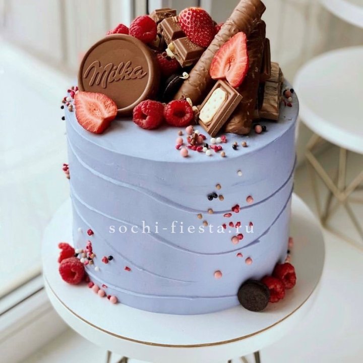 Торт "Milka's world" в Сыктывкаре