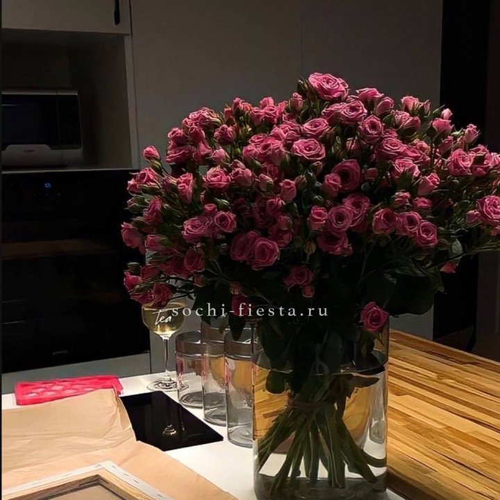 Цветочная подписка "Пакет большой" в Сыктывкаре