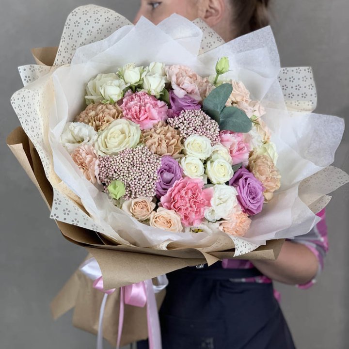 Дизайнерский букет №14 в Сыктывкаре