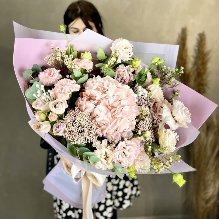 Дизайнерский букет "Трели кримс" в Сыктывкаре