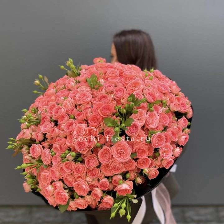 101 кустовая роза Барбадос в Сыктывкаре