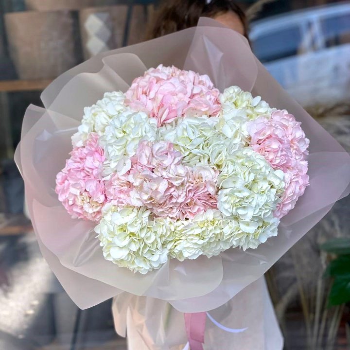 Букет гортензий № 3 в Сыктывкаре