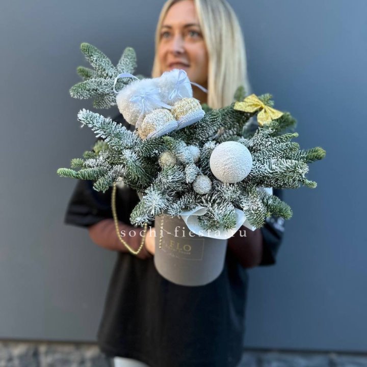 Новогодний бокс "Ботс голд" в Сыктывкаре