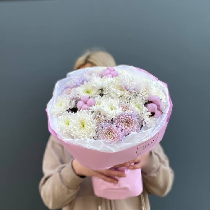 7 нежных хризантем в Сыктывкаре