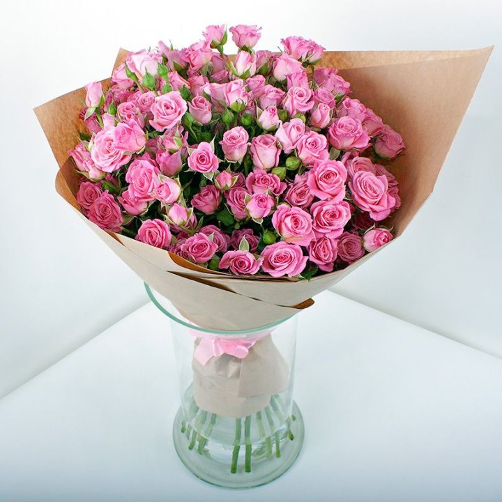 15 кустовых роз в Сыктывкаре