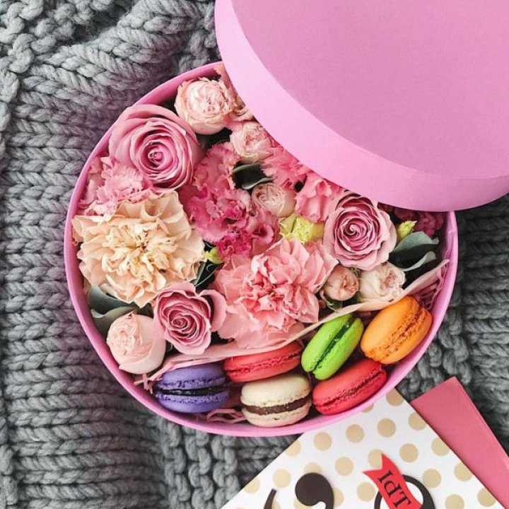 Цветочный бокс пинк в Сыктывкаре