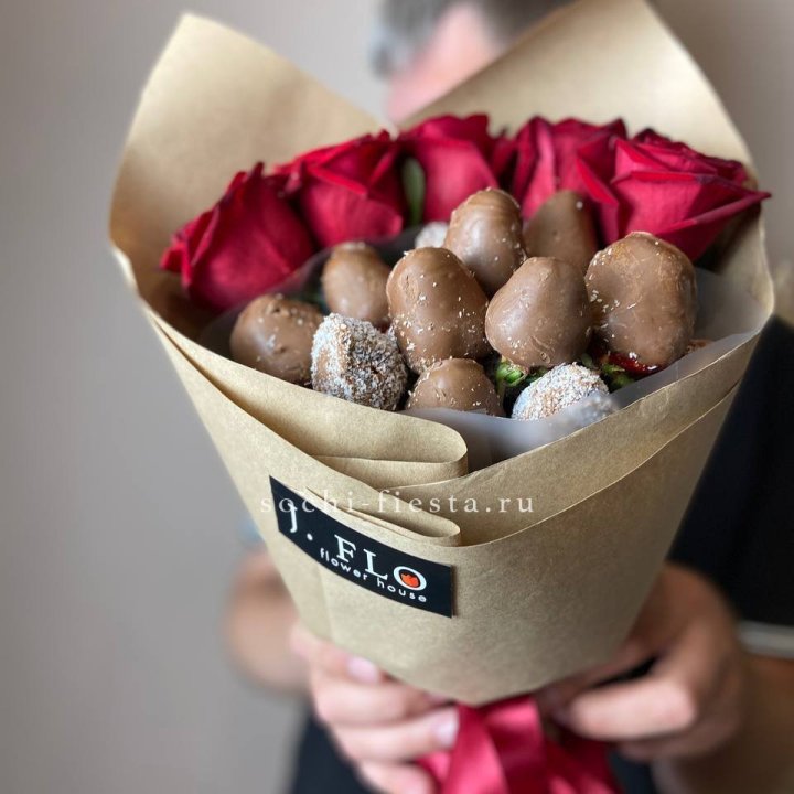 "Тандем с шоколадной клубникой" в Сыктывкаре