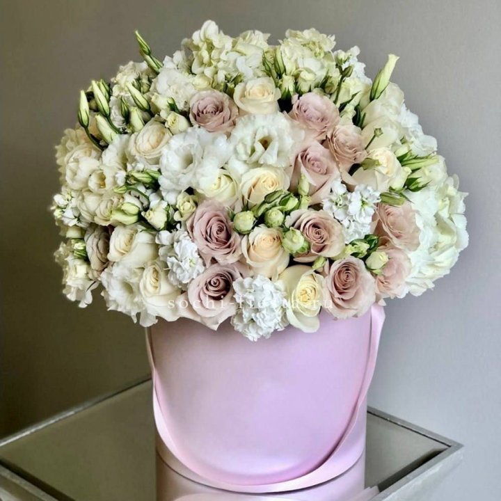 Цветочный бокс "Бриджит" в Сыктывкаре