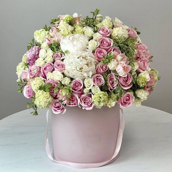 Цветочный бокс "Фантастик" в Сыктывкаре