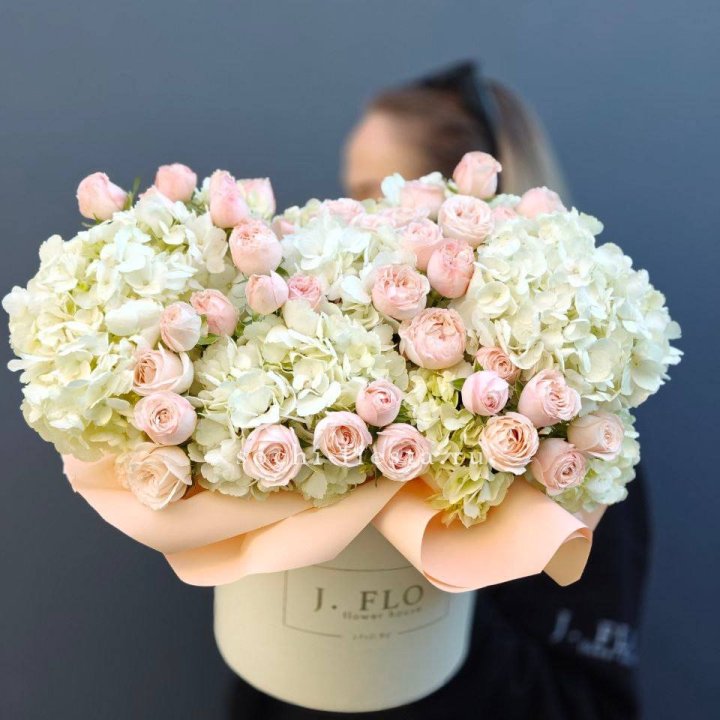 Дизайнерский бокс "Изабелла" в Сыктывкаре