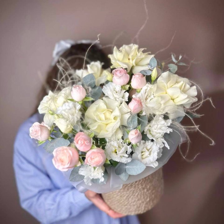 Авторский бокс "Милена" в джутовом кашпо в Сыктывкаре