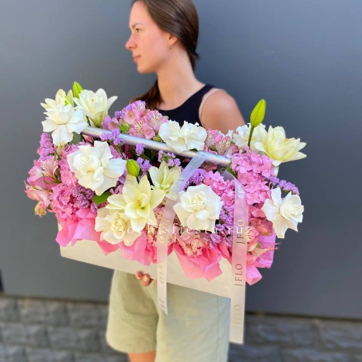 Большой бокс розовый в Сыктывкаре