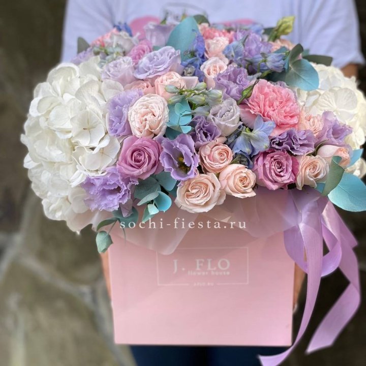 Цветочный бокс макси каб в Сыктывкаре