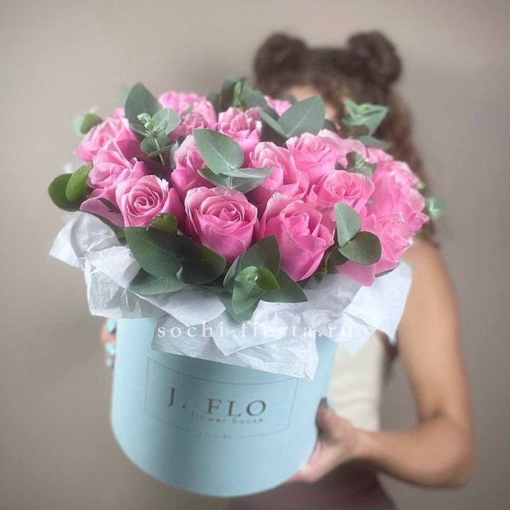 Бокс 27 роз в Сыктывкаре