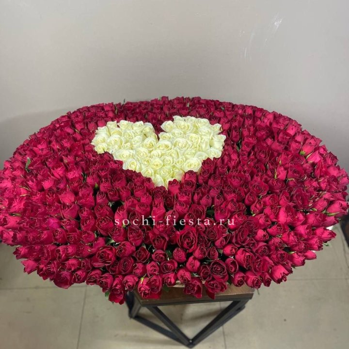 501 роза в корзине в Сыктывкаре