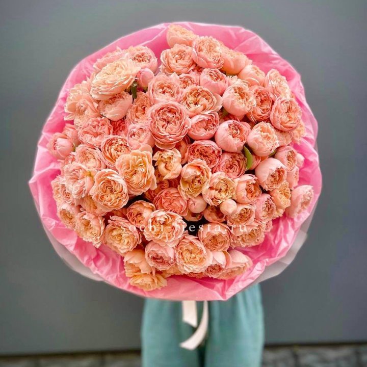 Букет кустовых пионовидных роз Джульетта "Принцесса" в Сыктывкаре