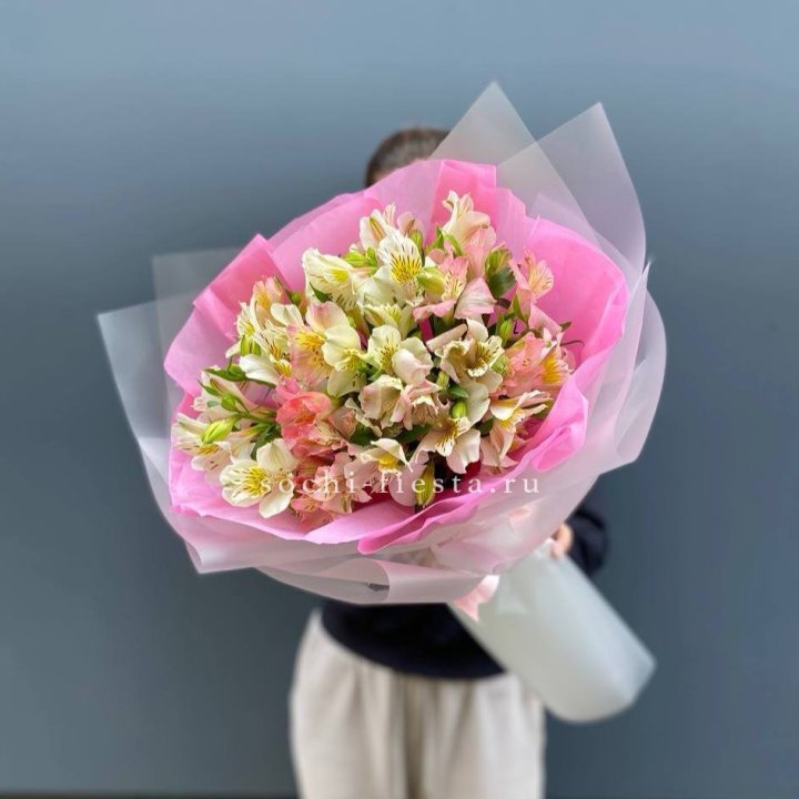 букет альстромерий "Черри" в Сыктывкаре