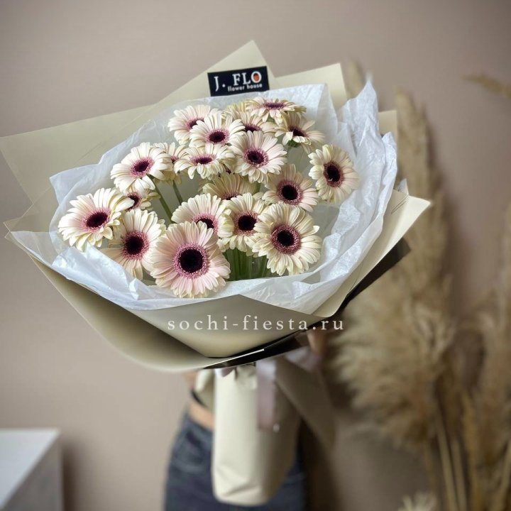 Букет голландских гербер "Свит" в Сыктывкаре