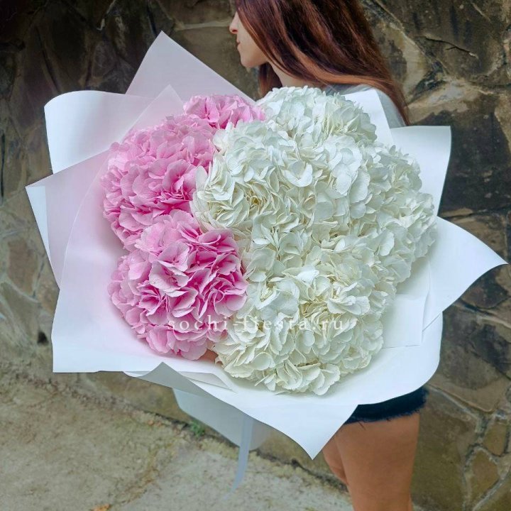 Букет гортензий №2 в Сыктывкаре