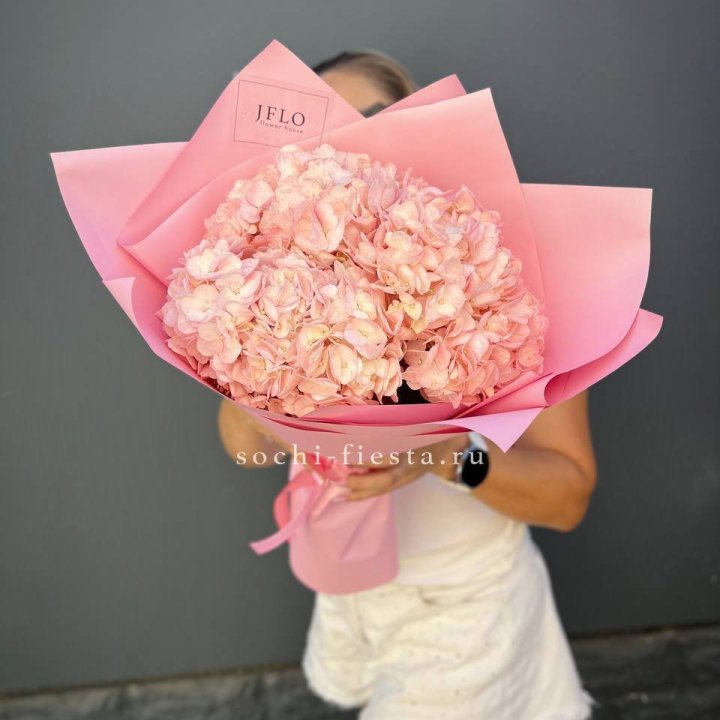 Букет гортензий "Крем" в Сыктывкаре