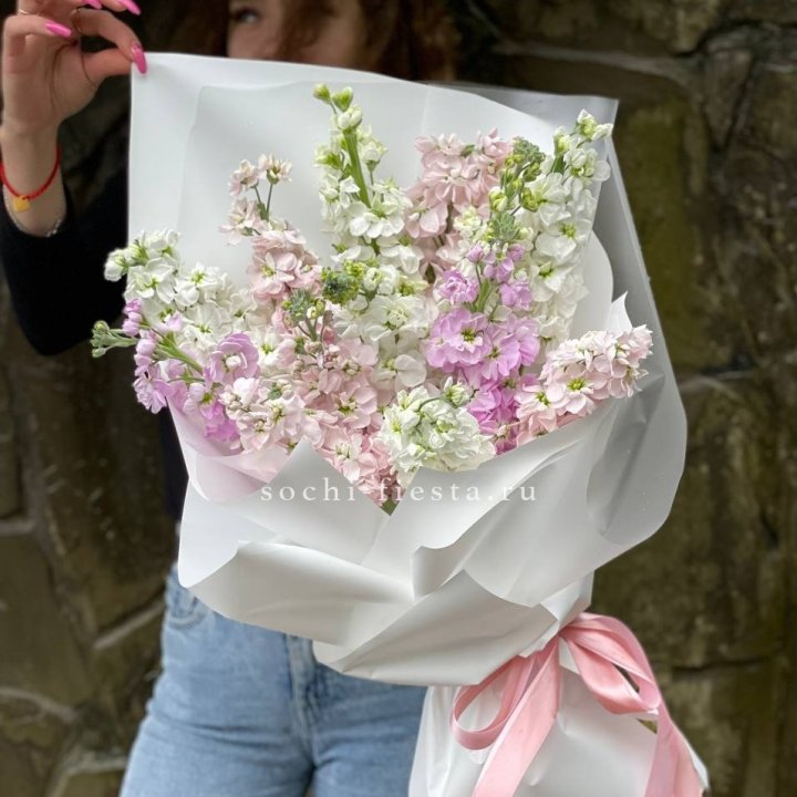 Букет маттиол №1 в Сыктывкаре