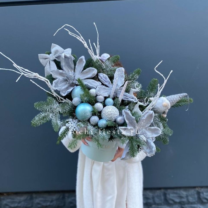 Композиция "Снежный цветок" в Сыктывкаре