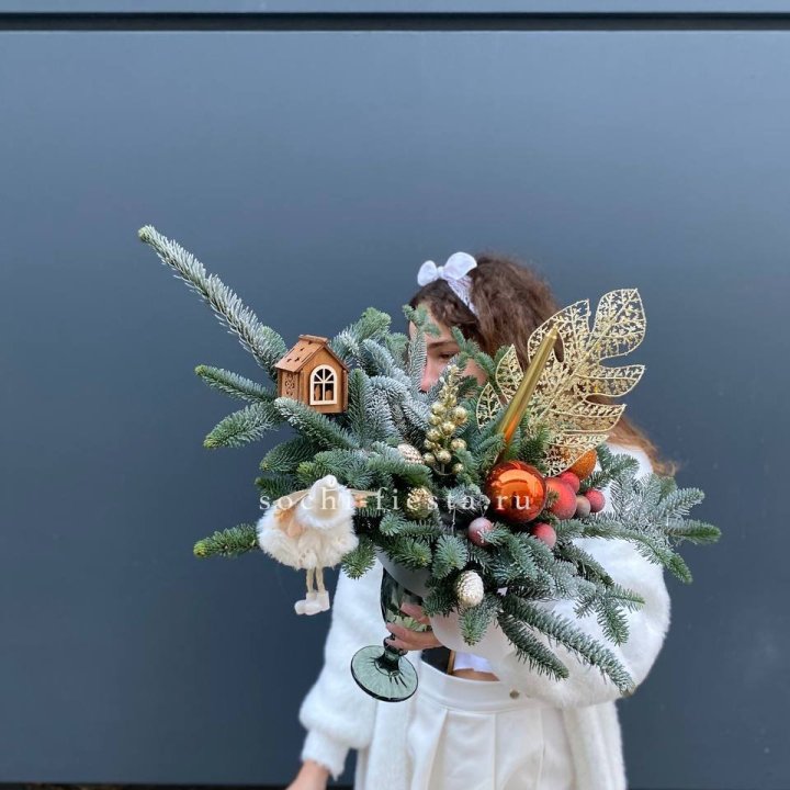 Композиция в бокале огненная  в Сыктывкаре