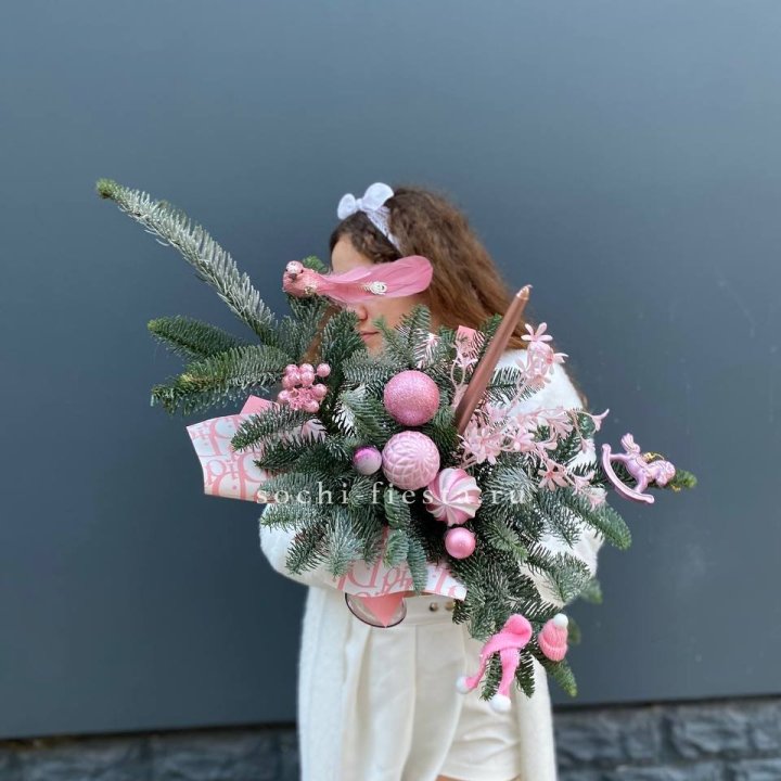 Композиция бокал розовый в Сыктывкаре