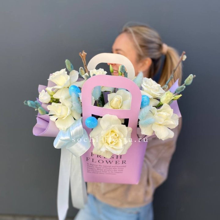 Цветочная сумочка "Пасхальная композиция" в Сыктывкаре