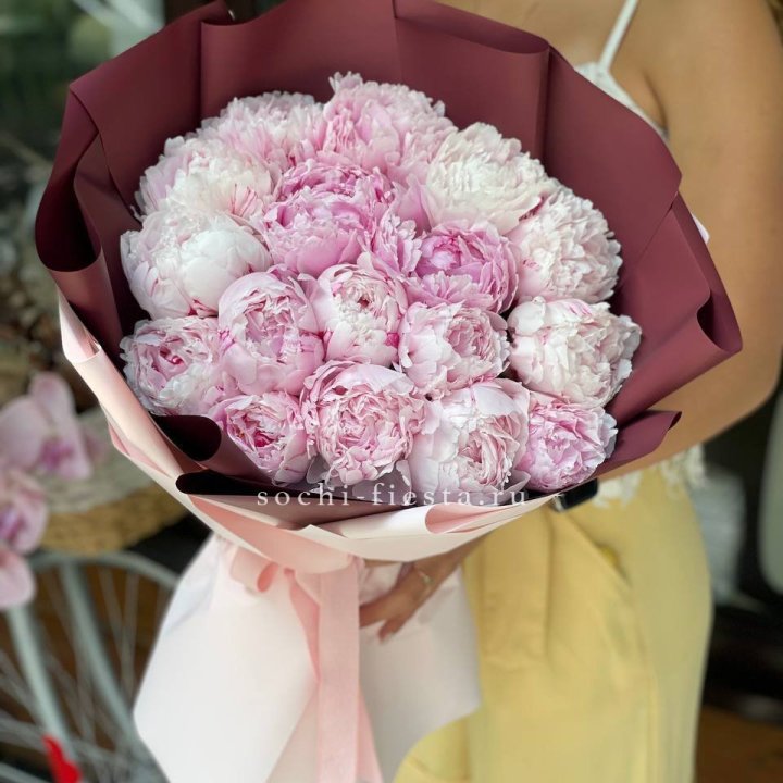 Букет с пионами №5 в Сыктывкаре