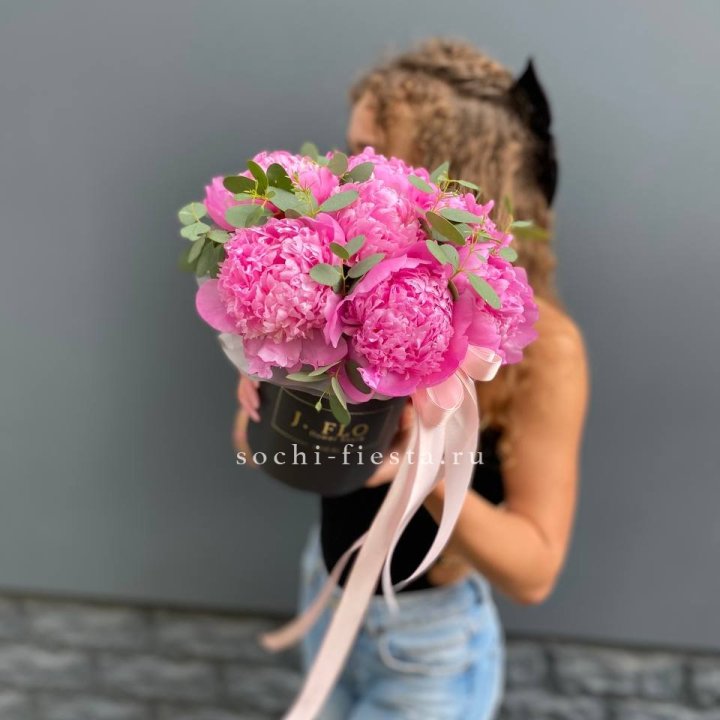 Дизайнерский цилиндр "Фломени" в Сыктывкаре