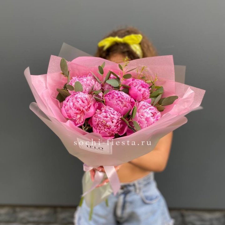 7 ярких пионов в оформлении в Сыктывкаре