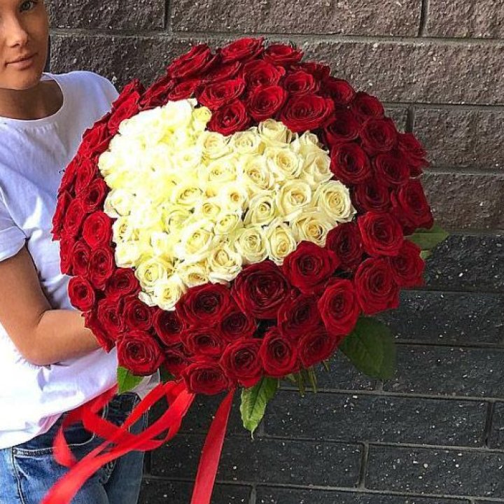 101 роза "Сердце" в Сыктывкаре