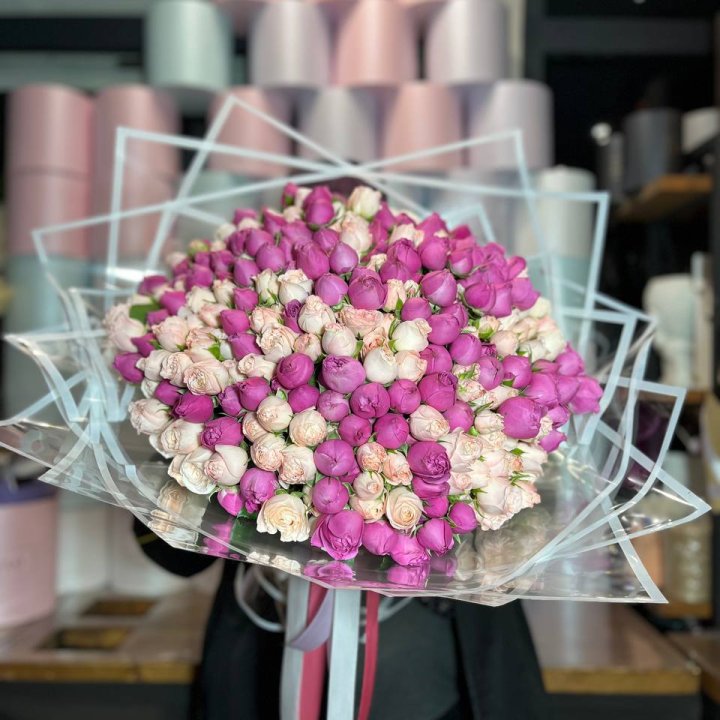 101 кустовая пионовидная роза в Сыктывкаре