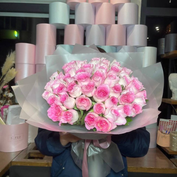  51 розовых роз в Сыктывкаре