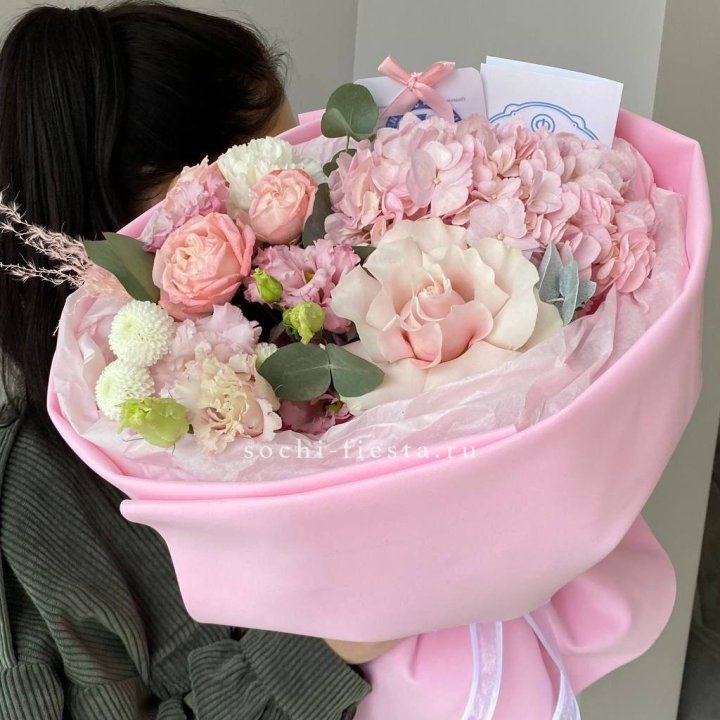 Авторский букет "Пинки" в Сыктывкаре