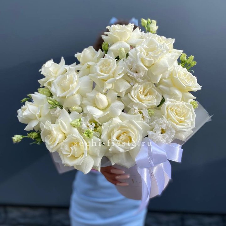 Коробка с цветами "Свен" в Сыктывкаре