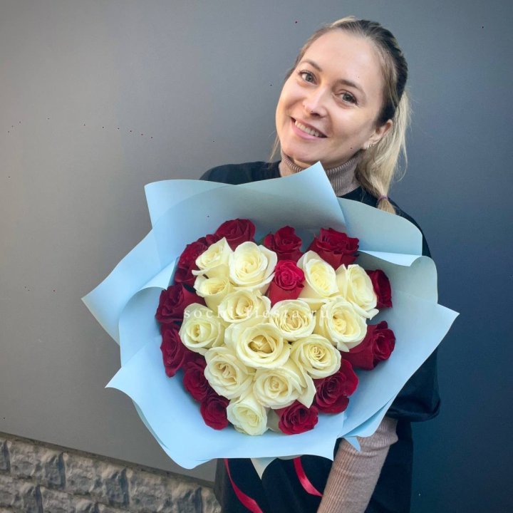 27 роз "Сердце" в Сыктывкаре