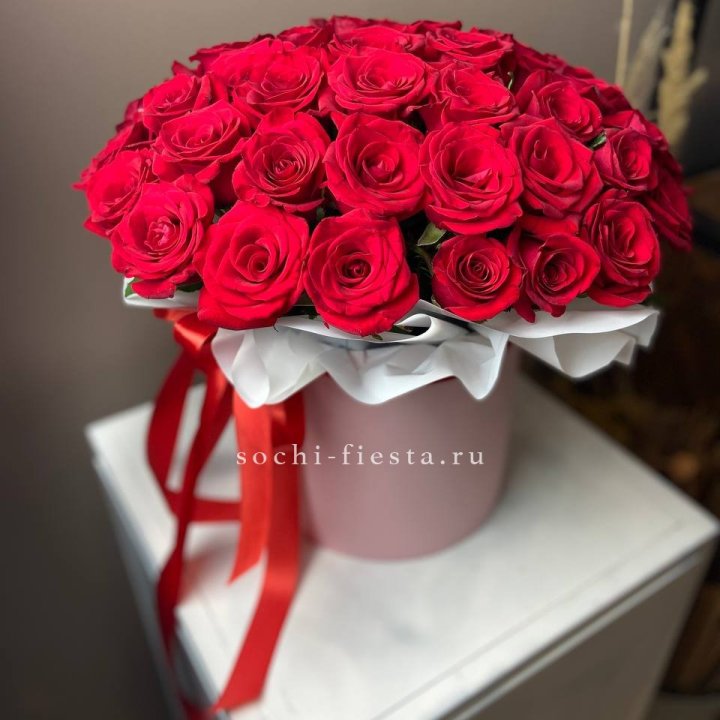 Красные розы 51шт  в коробке в Сыктывкаре