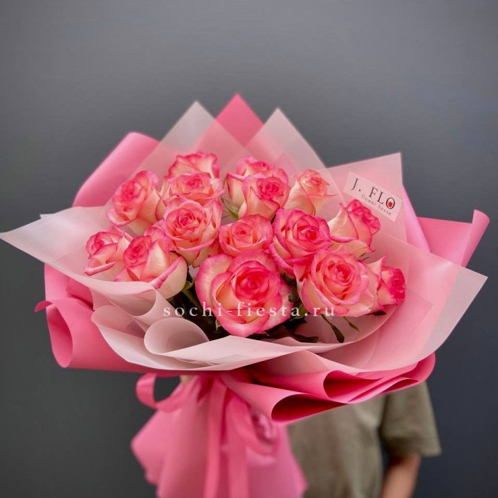 15 роз "Джумилия" в Сыктывкаре