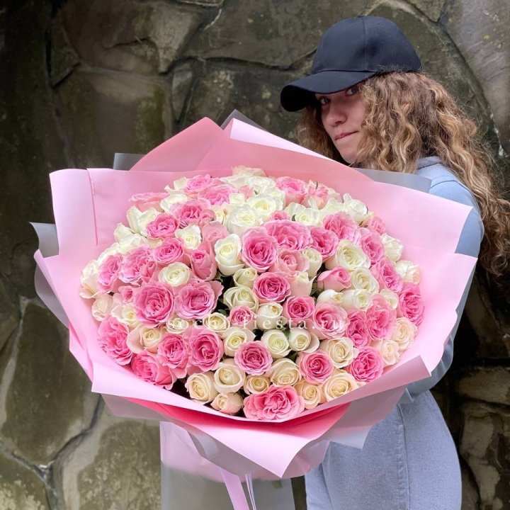 101 роза Миксбери в Сыктывкаре